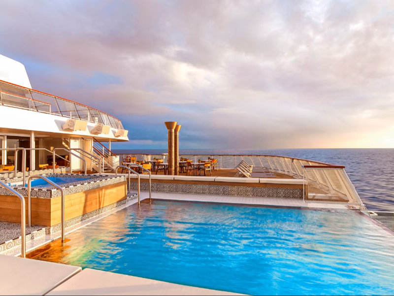 Infinity-Pool-Star-Class-Cloudy-Sunrise-Web